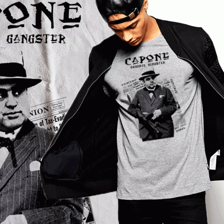 Al Capone Holding Tommy Gun Mafai T-Shirt
