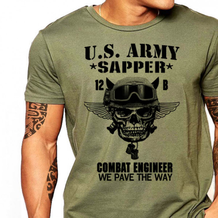 US Army Combat Engineer T-Shirt Sapper Essayons Clear The Way